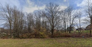 2227 Shannon Mills Dr, Connoquenessing Township, PA 16053