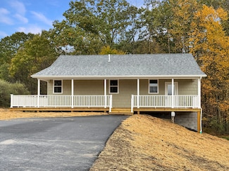 152 Settlement Point Rd, Dubois, PA 15801