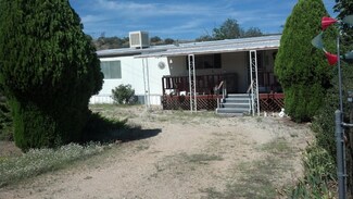18403 S Henley Ave, Peeples Valley, AZ 86332