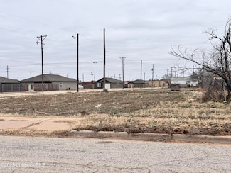 3022 E 2nd Place, Lubbock, TX 79403