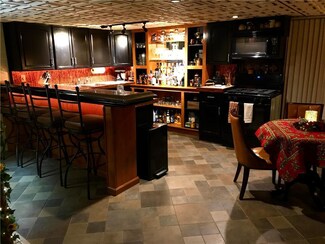 1820 Treeline Dr, Easton, PA 18040