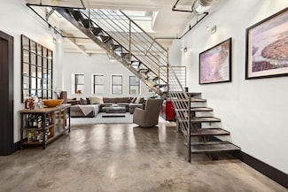 717 Atlantic Ave Unit 8B, Boston, MA 02111