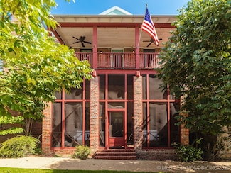 31 Park St, Carlton Landing, OK 74432