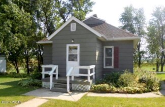 441 Clark St, Dovray, MN 56125