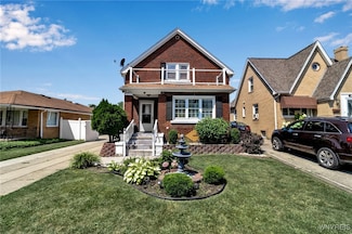 67 Lynn St, Buffalo, NY 14218