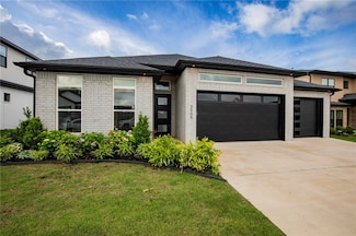 3509 SW Aurora Ln, Bentonville, AR 72713