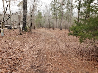 1102 Dogwood Dr, Lincolnton, GA 30817