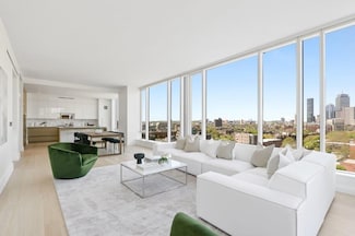 380 Harrison Ave Unit 14J, Boston, MA 02118