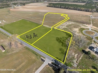 2293 N Carolina 102, Ayden, NC 28513