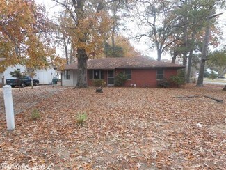 S Pine St, Pine Bluff, AR 71603