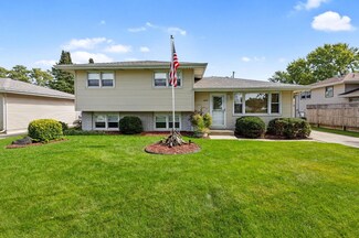 6287 S Liverpool Rd, Hobart, IN 46342