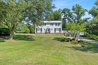 1308 Homewood Dr, Laurel, MS 39440