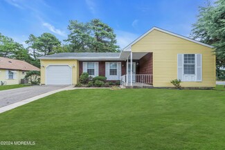 7 Stonybrook Rd Unit 60, Manchester Township, NJ 08759