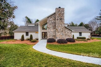 8000 Rising Meadow Rd, Charlotte, NC 28277
