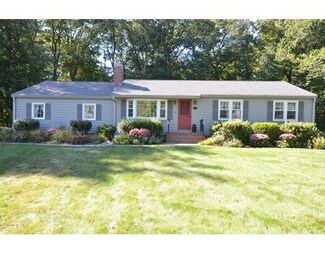 12 Amble Rd, Chelmsford, MA 01824
