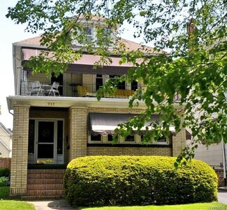 717 Columbus Pkwy, Buffalo, NY 14213