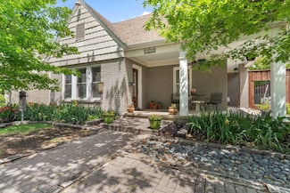 5819 Vanderbilt Ave, Dallas, TX 75206