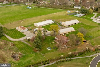 152 Culbertson Run Rd, Downingtown, PA 19335