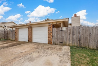 2737 Countryside Ln, Fort Worth, TX 76133