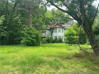 3121 E Harris Rd, Muskogee, OK 74403