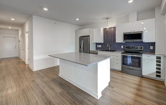 4361 S Congress Ave Unit 434, Austin, TX 78745