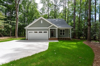 3258 Yorkshire Cir, Sanford, NC 27332