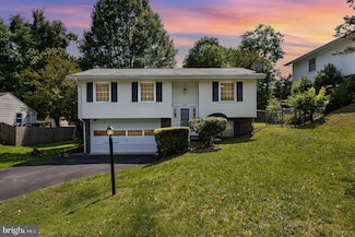 204 Morningside Dr, Fredericksburg, VA 22401