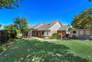 2808 Crooked Creek Dr, Carrollton, TX 75007