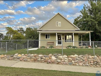 1620 Isabella St, Sioux City, IA 51103