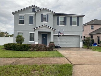 303 Red Kite Dr, Groveland, FL 34736