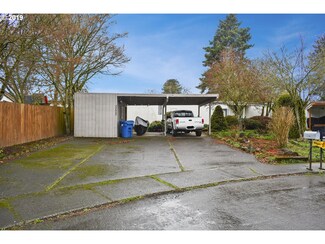 22082 Floral Ave NE, Aurora, OR 97002