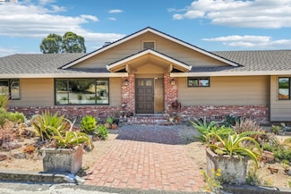 24 Archery Ct, El Sobrante, CA 94803