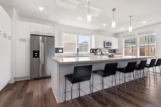 5301 Calle Rockfish Unit 98, San Diego, CA 92154