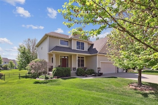 1720 SE Bell Dr, Waukee, IA 50263