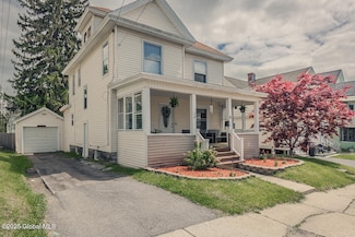 53 Hibbard St, Amsterdam, NY 12010