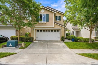 1752 Cottonwood Dr, Vista, CA 92081