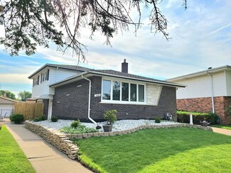 10609 S Kolin Ave, Oak Lawn, IL 60453