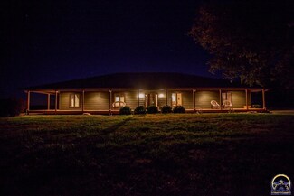 27002 Windy Hill Rd, Maple Hill, KS 66507