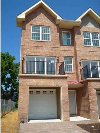 1317 N Claymont St, Wilmington, DE 19802