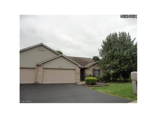 105 Claybrook Dr, East Palestine, OH 44413