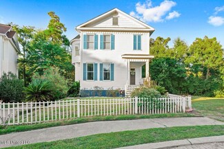 1614 Cypress Ln, Gulfport, MS 39507