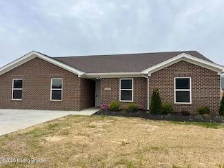 5416 Mount Holyoke Dr, Louisville, KY 40216