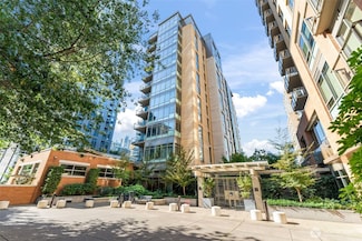 900 Lenora St Unit 302, Seattle, WA 98121