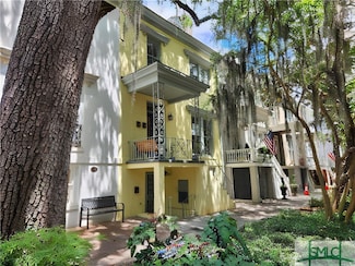 114 E Jones St Unit B, Savannah, GA 31401