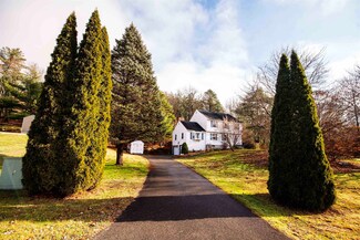 17 Riverview Cir, Litchfield, NH 03052