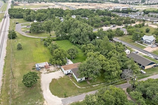 103 E Willis St, Leander, TX 78641