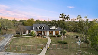 120 Oak Springs Dr, Dripping Springs, TX 78620