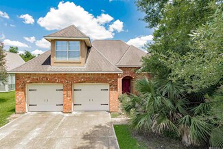 12028 Hollywood Park Dr, Geismar, LA 70734