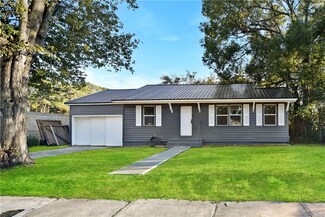 2590 Townsend St, Brunswick, GA 31520