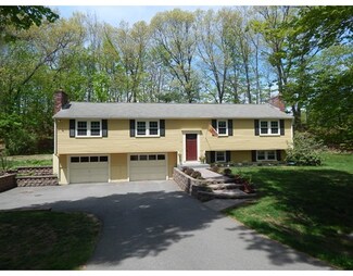 53 Whitcomb Ave, Littleton, MA 01460